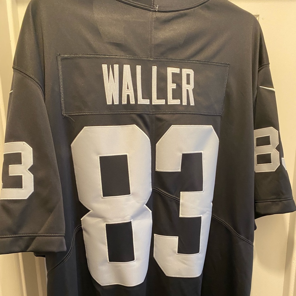 Darren Waller raiders jersey. NWT XXL